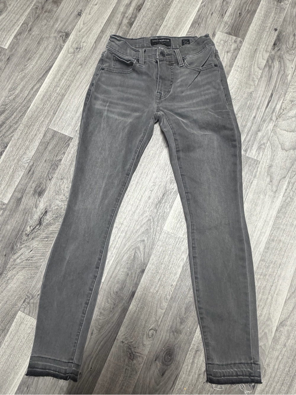 Lucky Brand Women's Gray Skinny Jeans